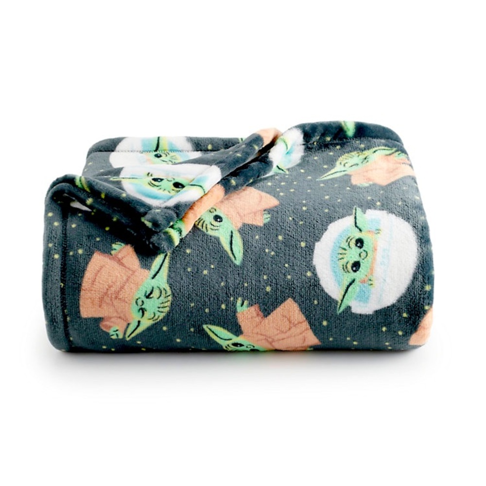 Star Wars The Mandalorian Child / Baby Yoda Throw